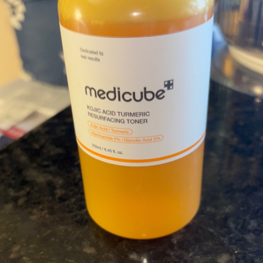 Medicube Orange Kojic Acid Turmeric Resurfacing Toner